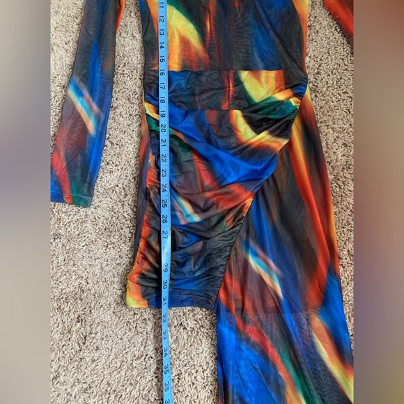 Asymmetric Flame long sleeve Tulle Dress - Picture 6 of 9